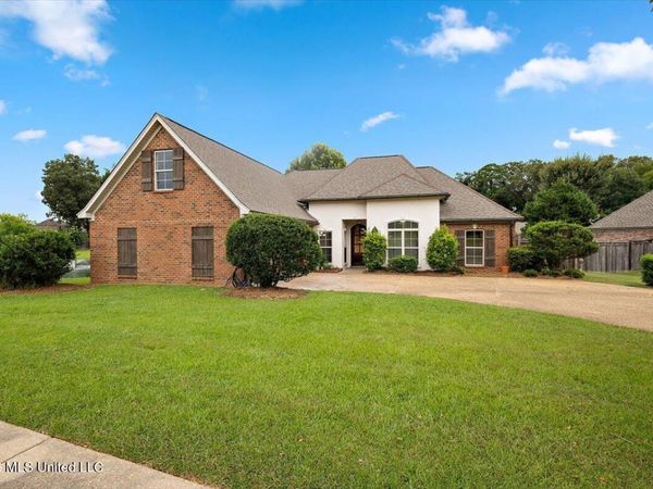 504 Asbury Lane Drive, Pearl, MS 39208