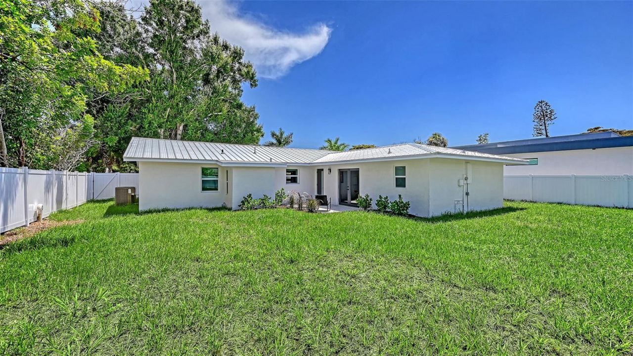 2329 Rose Street , Sarasota, FL 34239 Photo