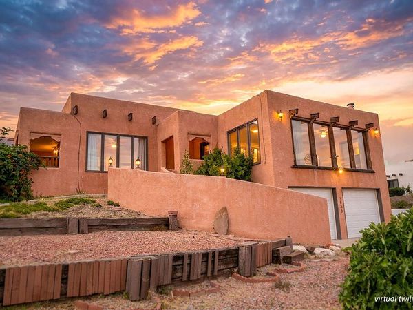 1625 Bluffside Place NW, Albuquerque, NM 87105