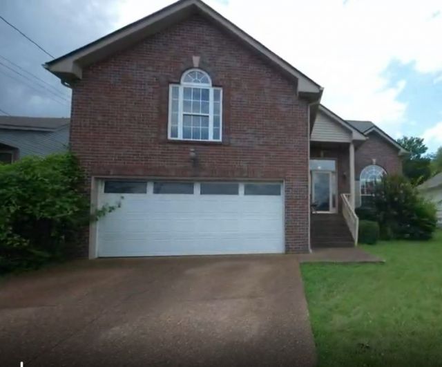 2820 Stokers Ln N, Nashville, TN 37207 Main Photo