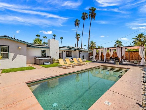 745 E Sunny Dunes Road, Palm Springs, CA 92264