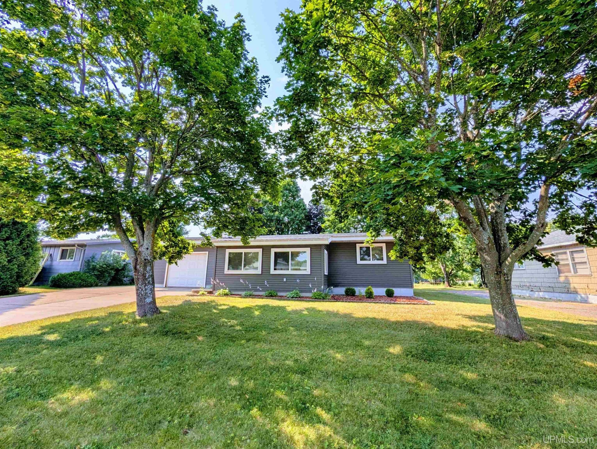 720 Carr Street, Negaunee, MI 49866 Main Photo