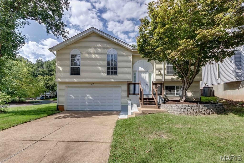 417 Elm Crossing Court , Ballwin, MO 63021 Main Photo