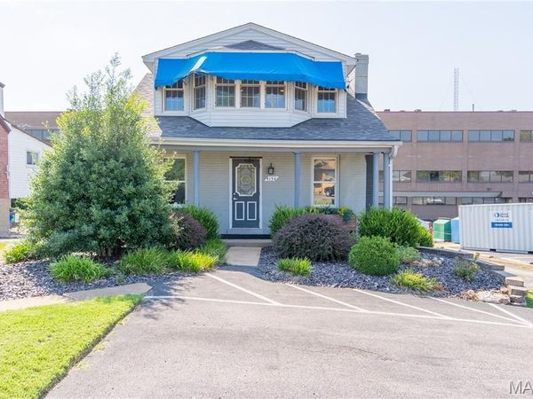 4154 Crescent Drive , Mehlville, MO 63129