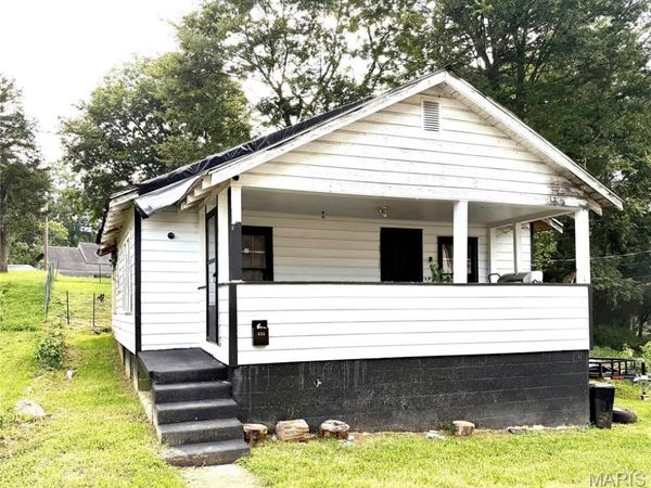 635 Lindsay Avenue , Poplar Bluff, MO 63901
