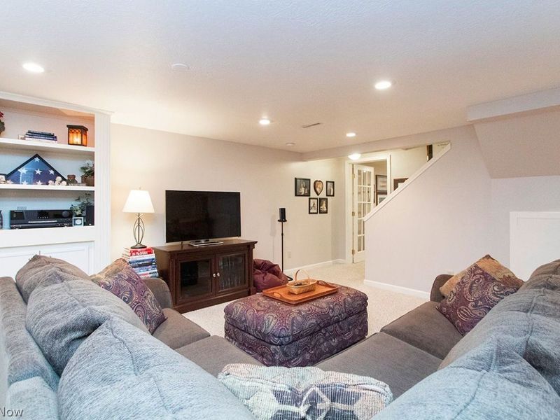 612 Continental Drive, Medina, OH 44256 Photo 35