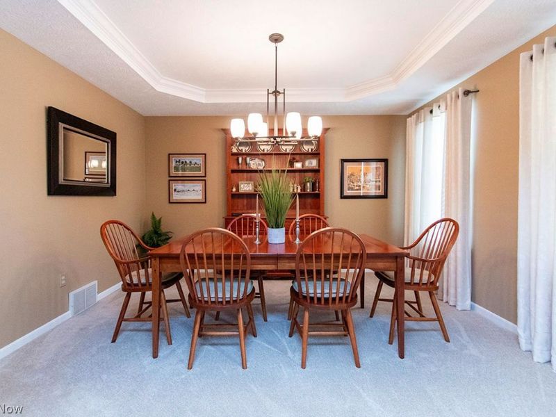 612 Continental Drive, Medina, OH 44256 Photo 6