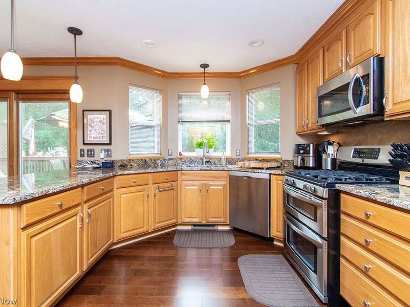 612 Continental Drive, Medina, OH 44256 Photo 9