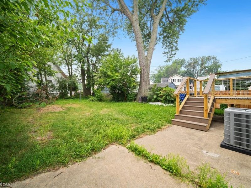 12147 Triskett, Cleveland, OH 44111 Photo 24