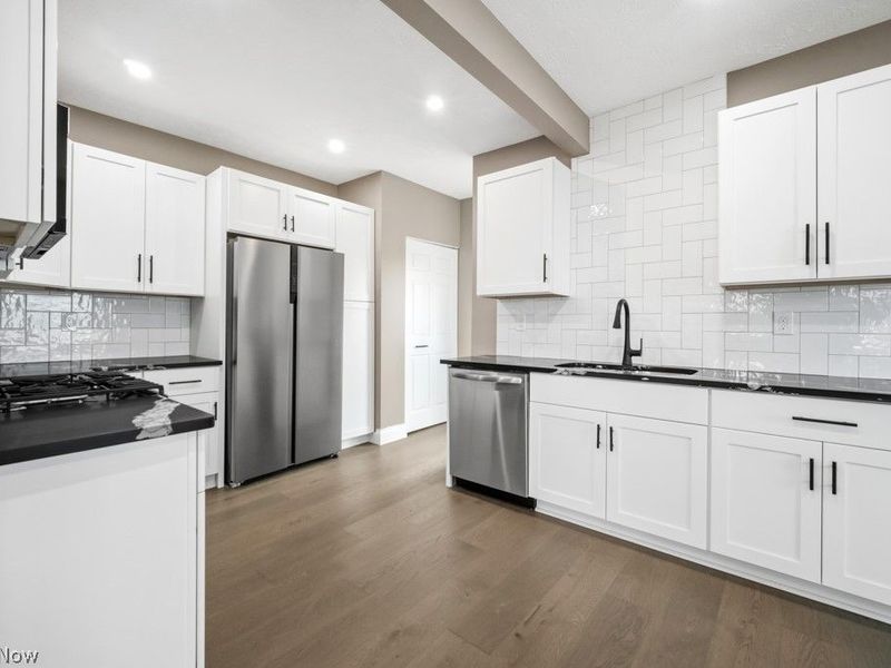12147 Triskett, Cleveland, OH 44111 Photo 6