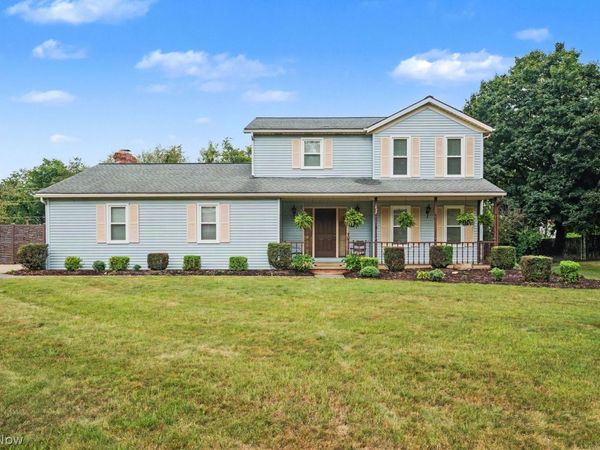 1457 Gray Fox Drive, Green, OH 44720