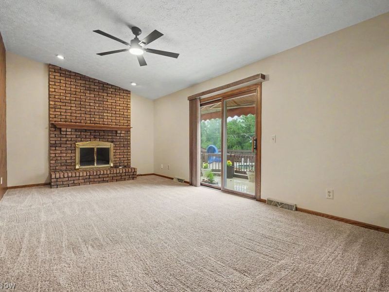 1457 Gray Fox Drive, Green, OH 44720 Photo 14