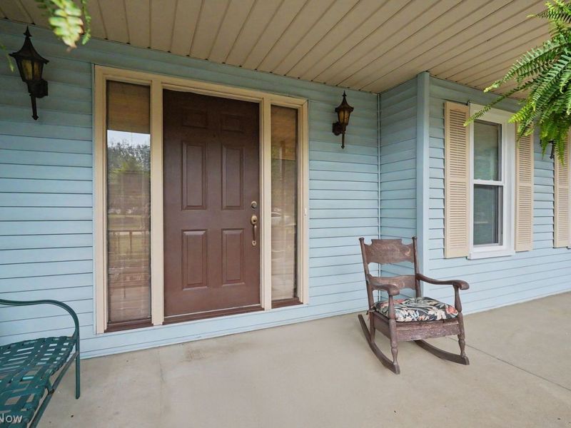 1457 Gray Fox Drive, Green, OH 44720 Photo 2