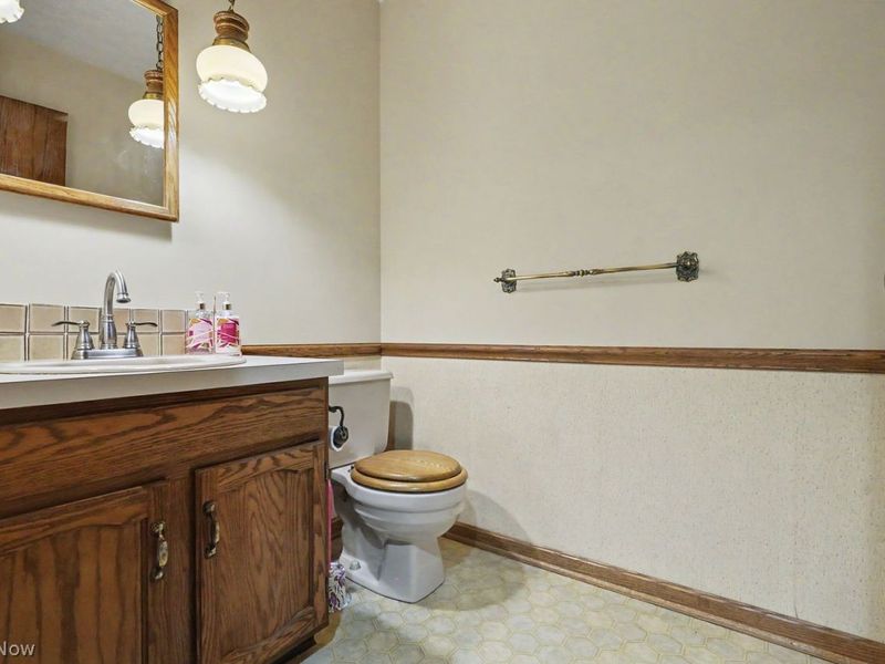 1457 Gray Fox Drive, Green, OH 44720 Photo 21