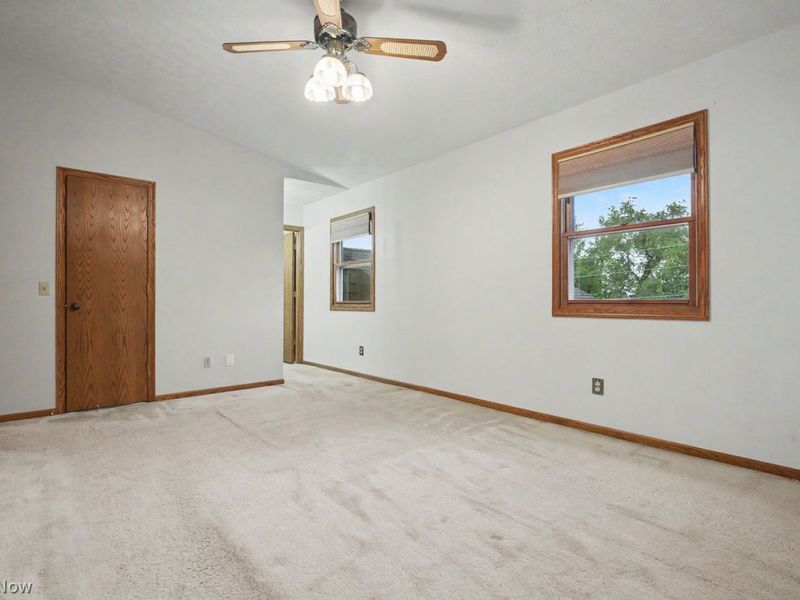 1457 Gray Fox Drive, Green, OH 44720 Photo 25