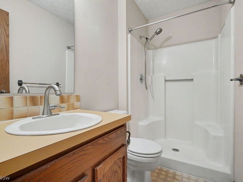 1457 Gray Fox Drive, Green, OH 44720 Photo 27