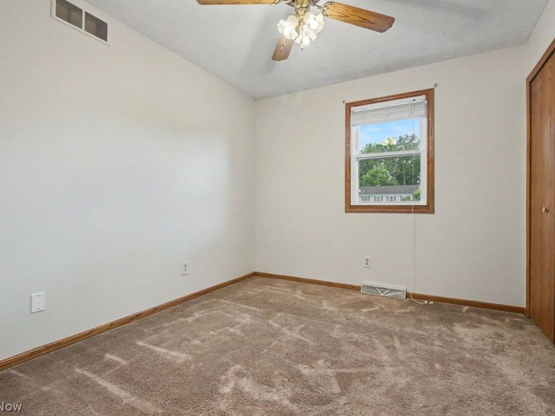 1457 Gray Fox Drive, Green, OH 44720 Photo 28