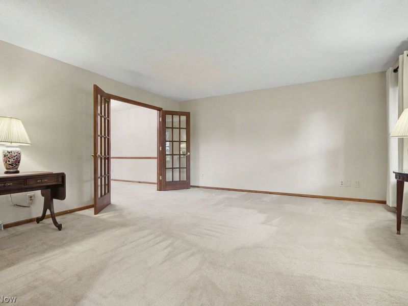 1457 Gray Fox Drive, Green, OH 44720 Photo 3