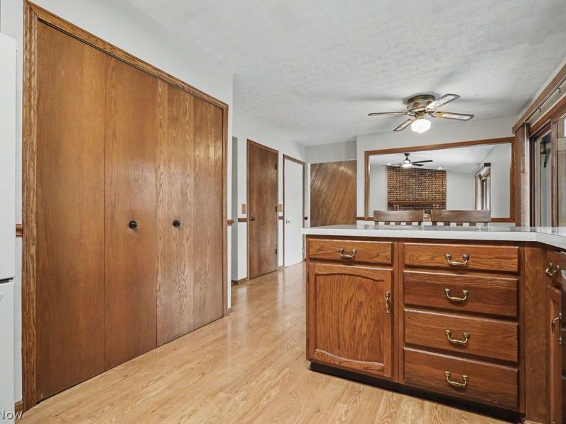 1457 Gray Fox Drive, Green, OH 44720 Photo 9