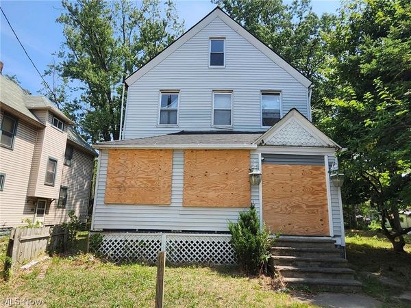 2999 E 61st Street, Cleveland, OH 44127