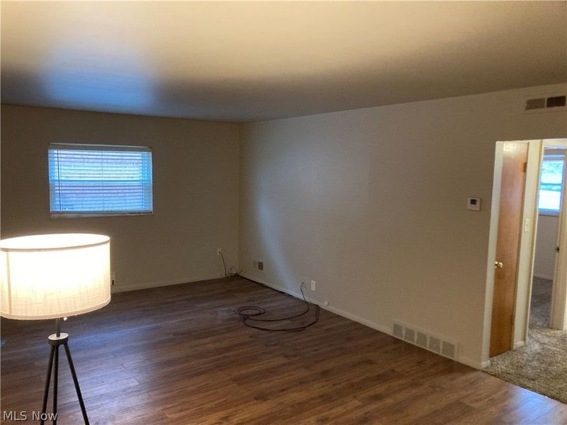 17876 Lake Shore Boulevard, Cleveland, OH 44119 Photo 14
