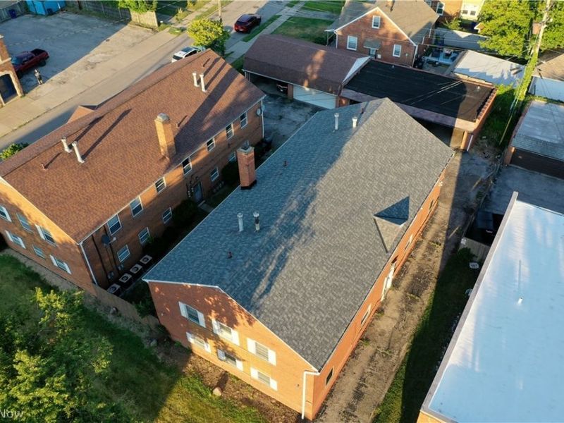 17876 Lake Shore Boulevard, Cleveland, OH 44119 Photo 6