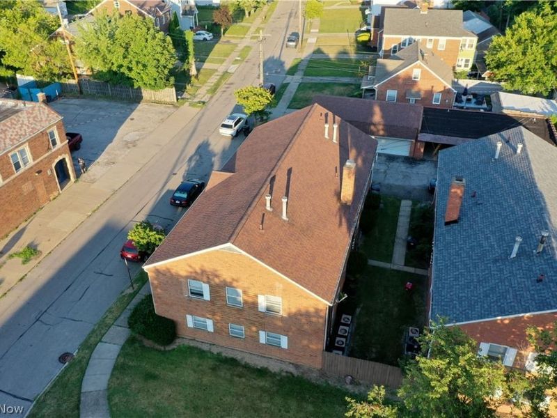 17876 Lake Shore Boulevard, Cleveland, OH 44119 Photo 7