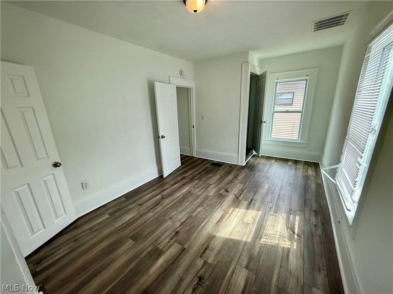 895 Beardsley Street, Akron, OH 44311 Photo 11