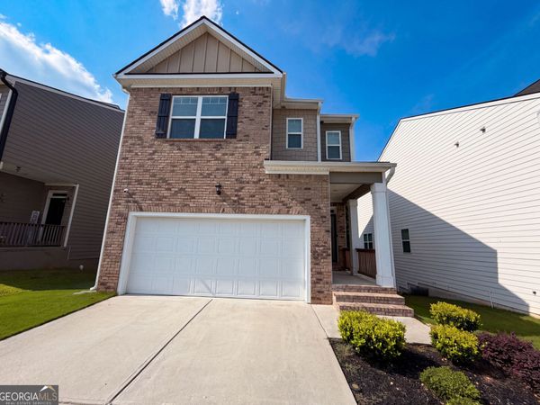 96 Silver Birch Pass, Newnan, GA 30265