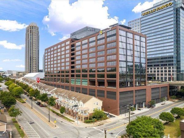 205 16th Street NW, Unit 9, Atlanta, GA 30363
