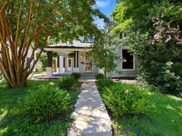 136 E Broadway Avenue, Richmond, KY 40475