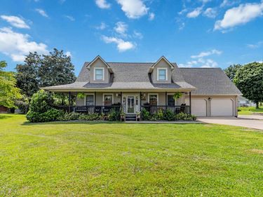 3010 Mountain Springs Drive, London, KY 40744