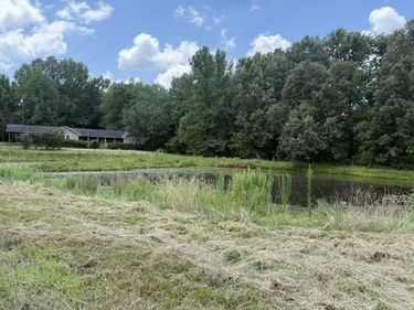 8120 Woodville Road, West Paducah, KY 42086