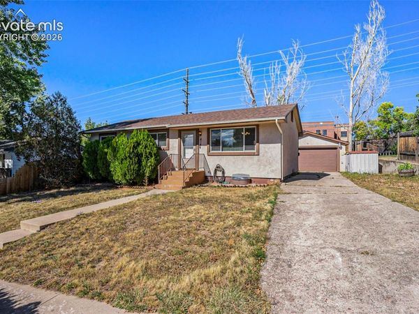 414 Maplewood Drive, Colorado Springs, CO 80907
