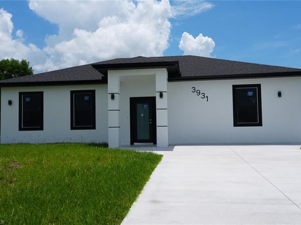 3931 Sunset RD, LEHIGH ACRES, FL 33971
