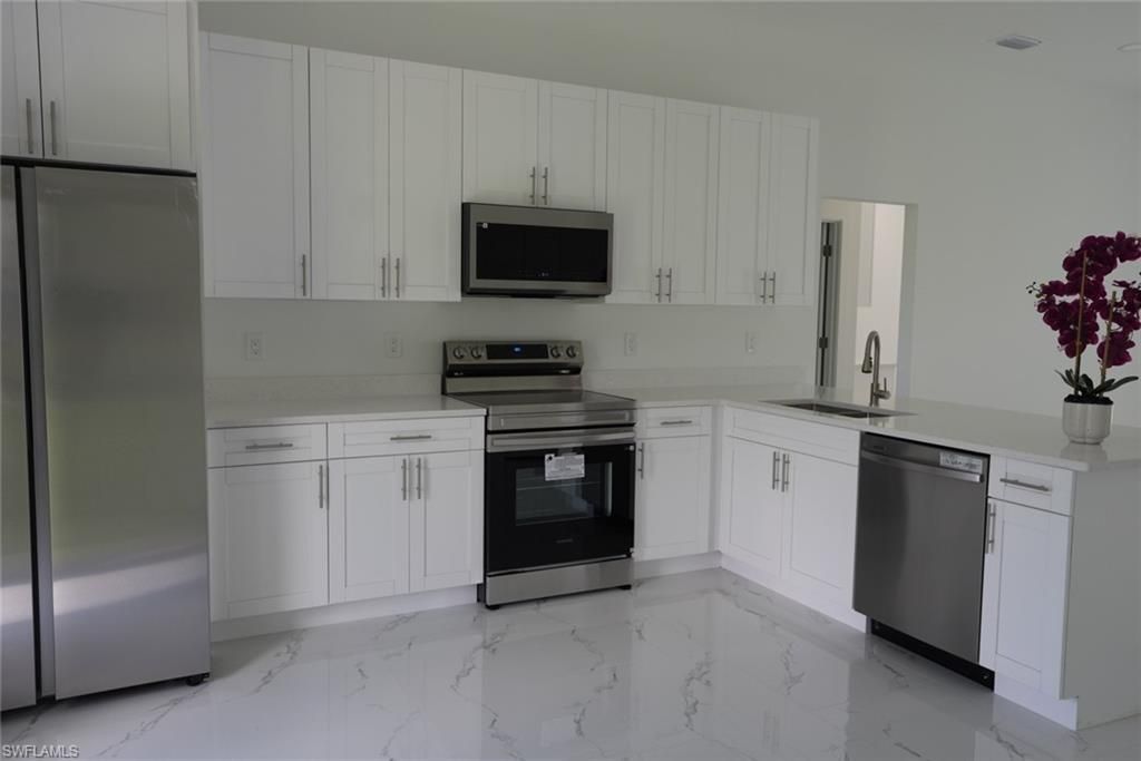 3931 Sunset Rd, Lehigh Acres, FL 33971 Photo