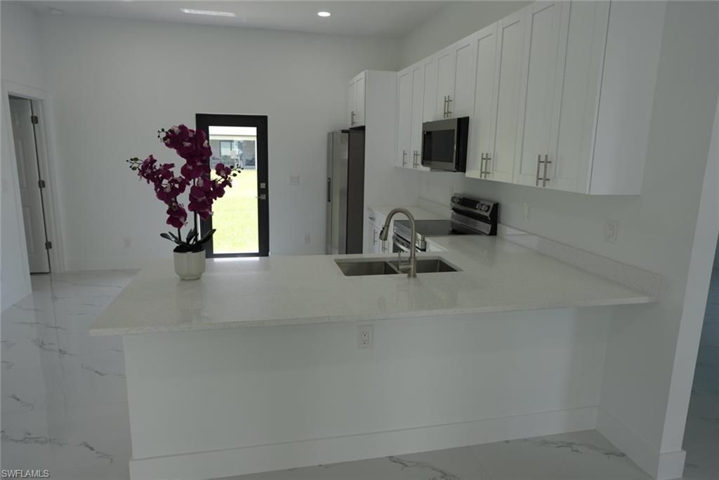 3931 Sunset Rd, Lehigh Acres, FL 33971 Photo