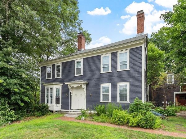 13 W Main St, Groton, MA 01450