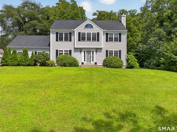 2 Oleander, Clinton, CT 06413