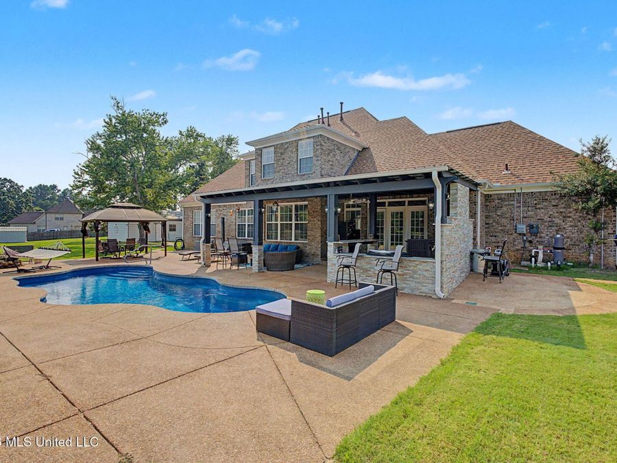 Property Image 37
