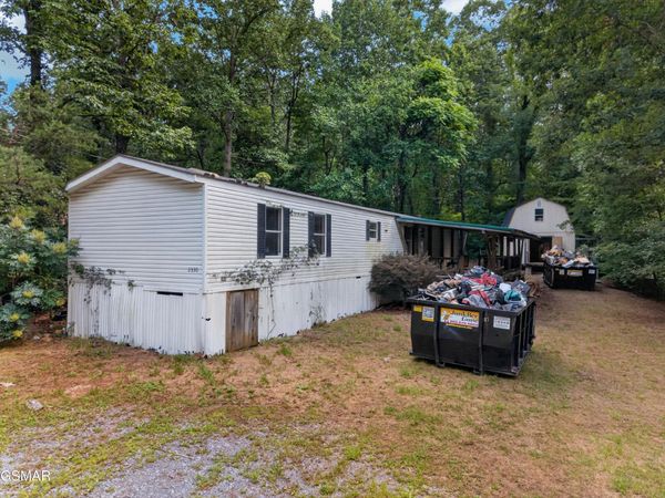 2330 Nichols Branch Way, Sevierville, TN 37876
