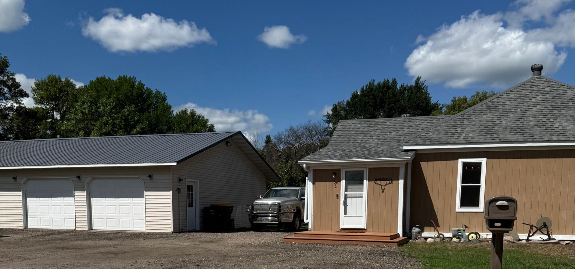 352 3rd Avenue S, Casselton, ND 58012 Main Photo