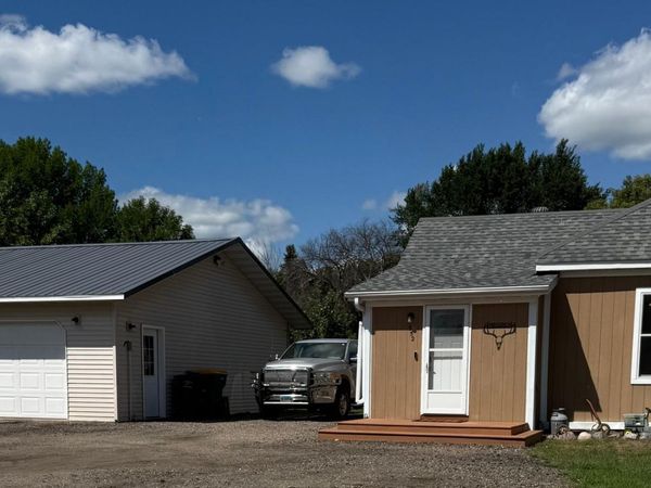 352 3rd Avenue S, Casselton, ND 58012
