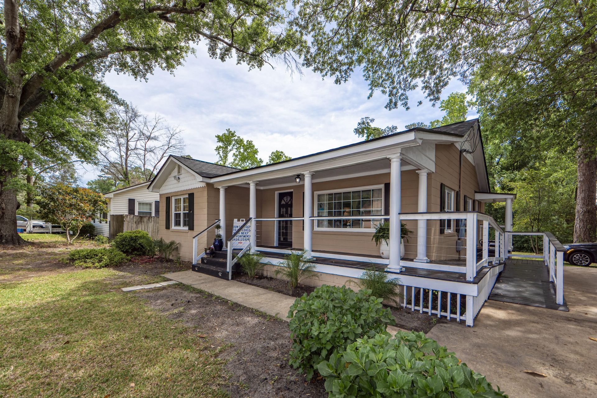 703 N Magnolia Street Photo 29