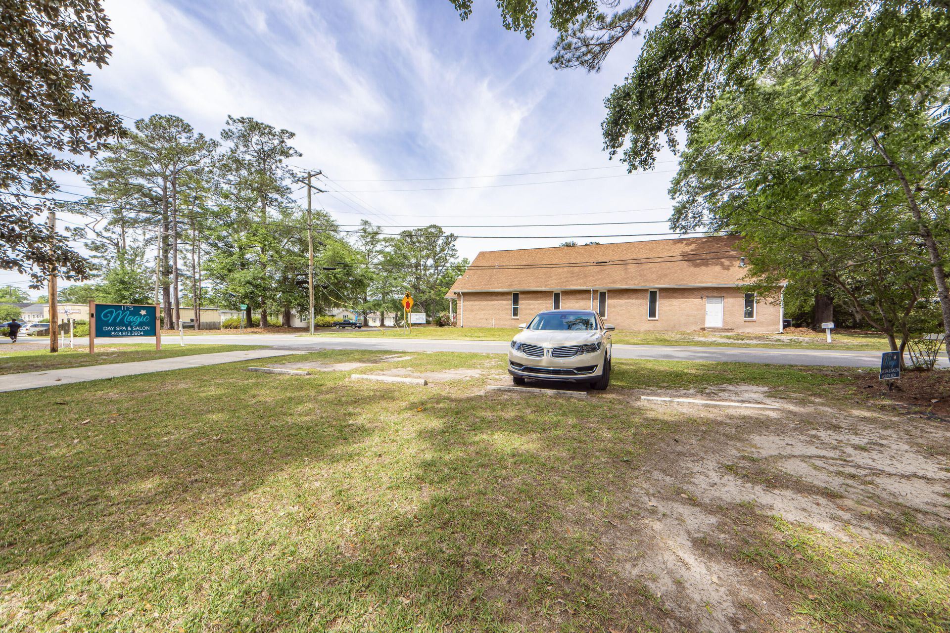 703 N Magnolia Street Photo 32