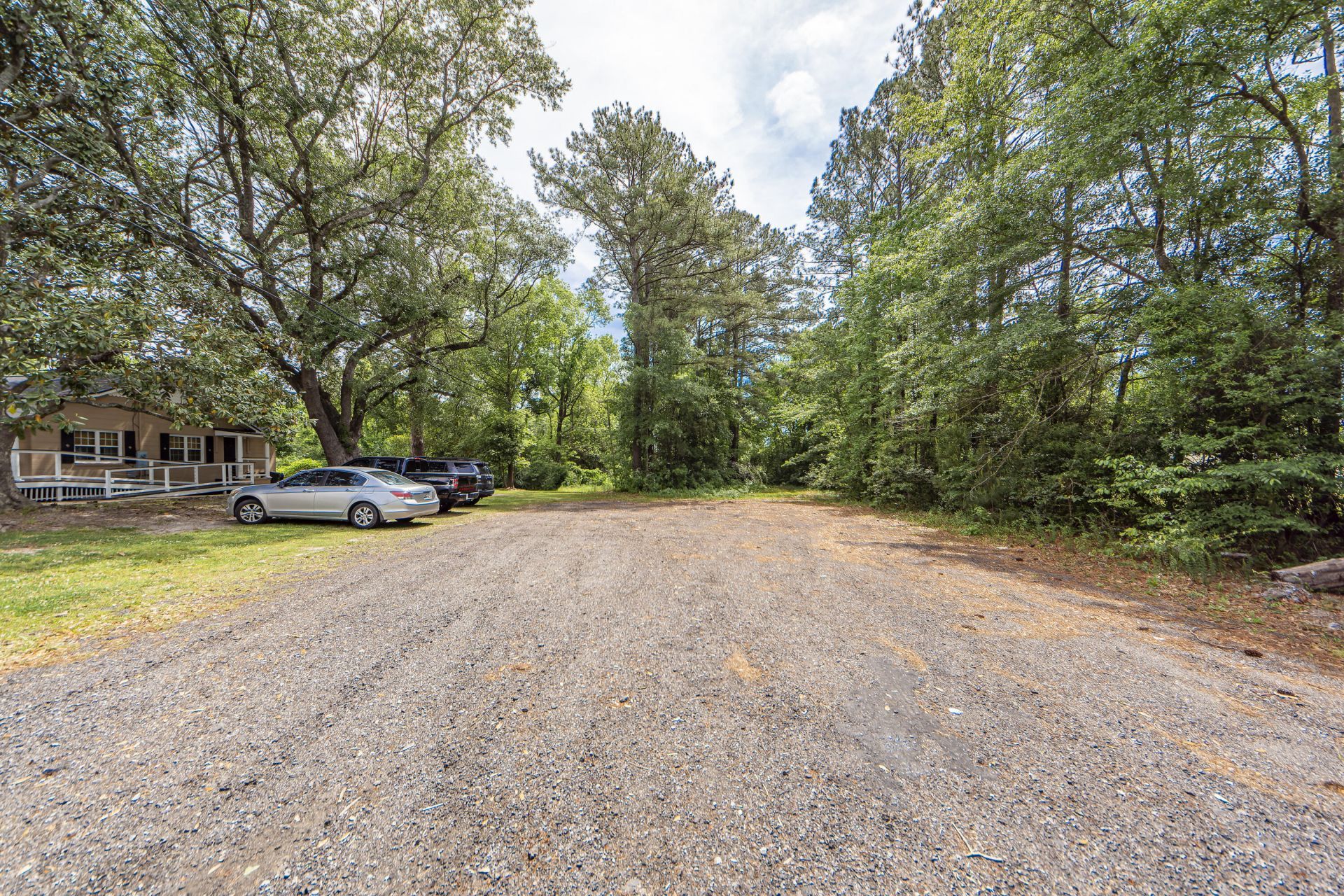 703 N Magnolia Street Photo 42