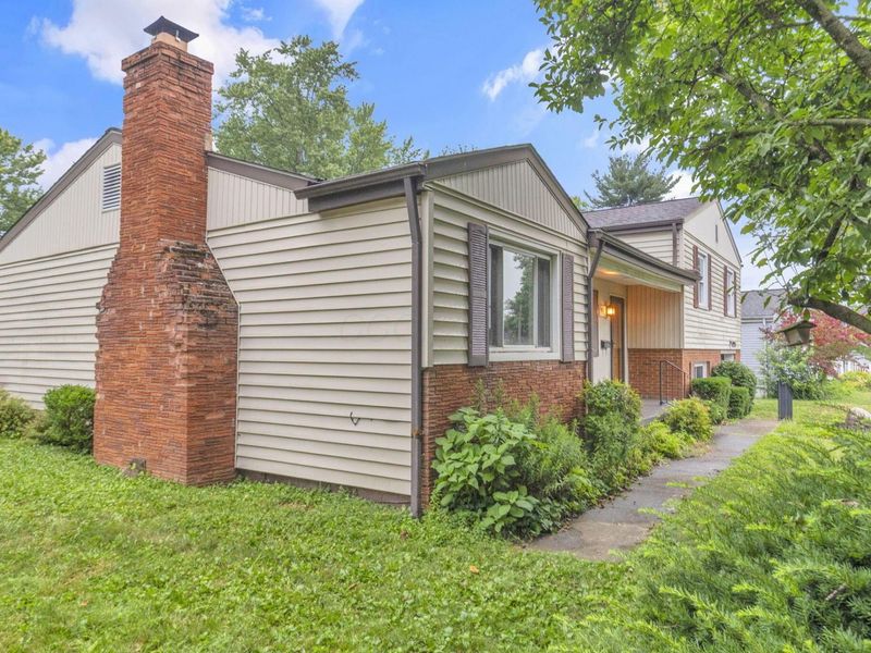 6676 Red Fox Road , Reynoldsburg, OH 43068 Photo 5