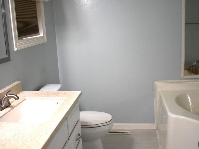 181 Southwind Boulevard, Wilmington, OH 45177 Photo 8