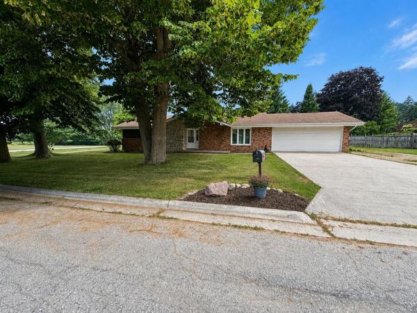 100 Highland STREET, Adell, WI 53001
