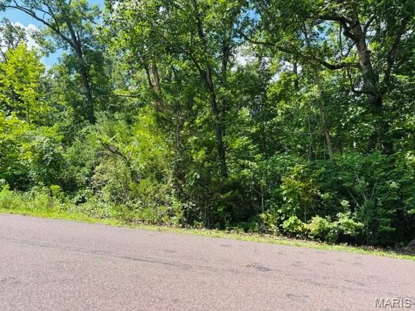 2045 Lakeshore Drive , Cuba, MO 65453